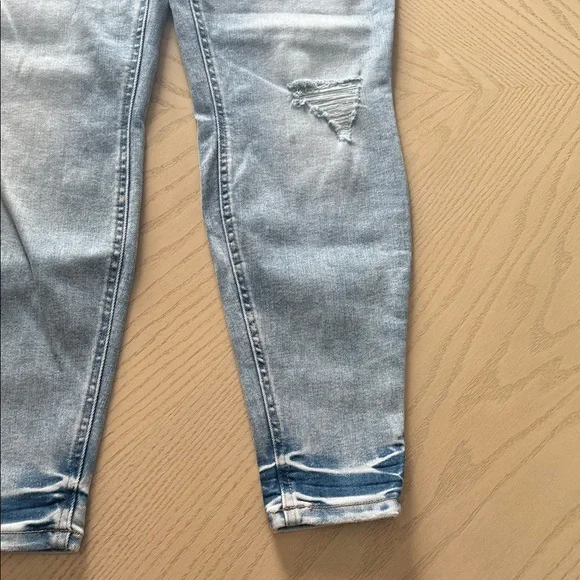 Edge Light Blue Ankle Jeans with Distressed Detail - Picture 6 of 10